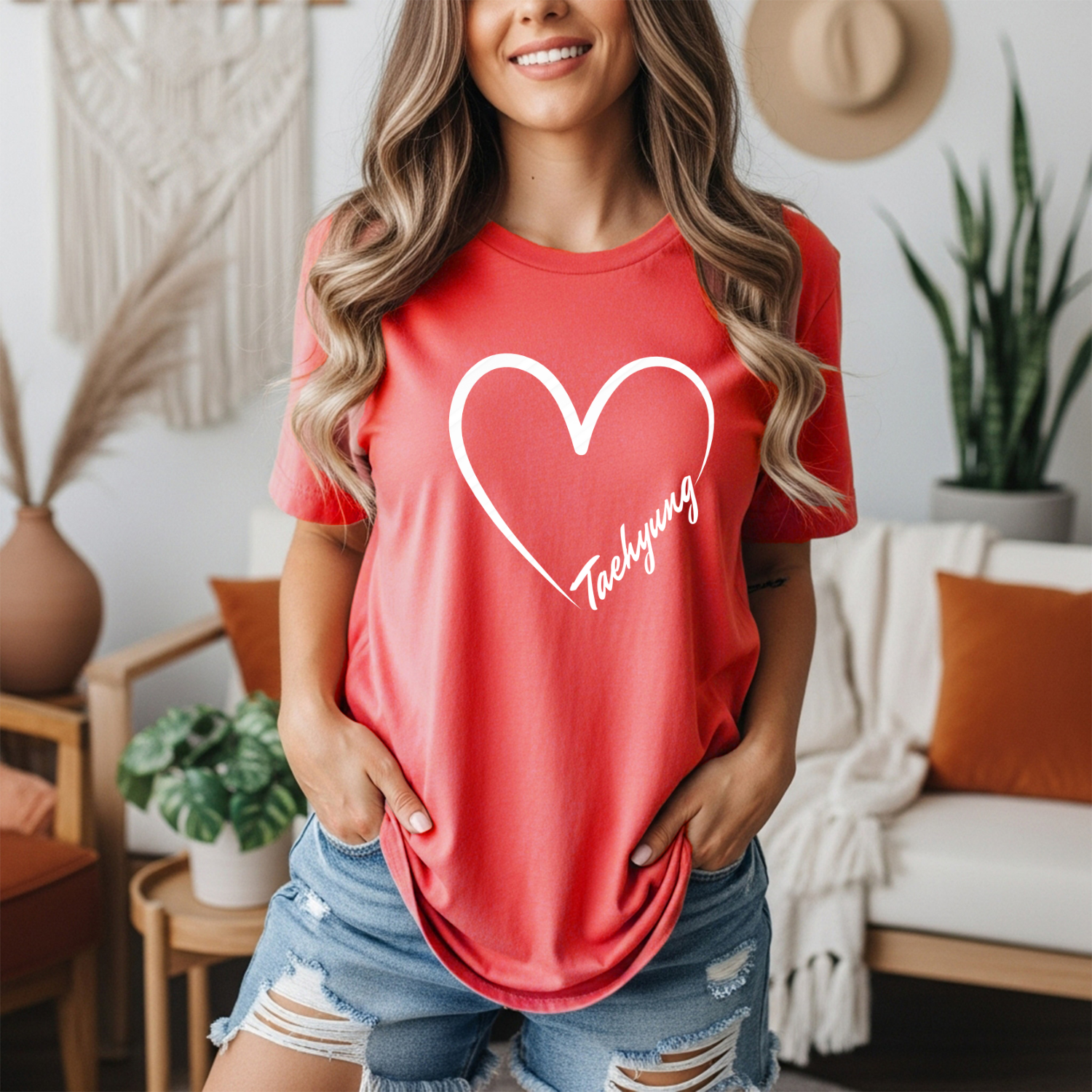 TAEHYUNG of BTS Minimalist Heart Outline T-Shirt