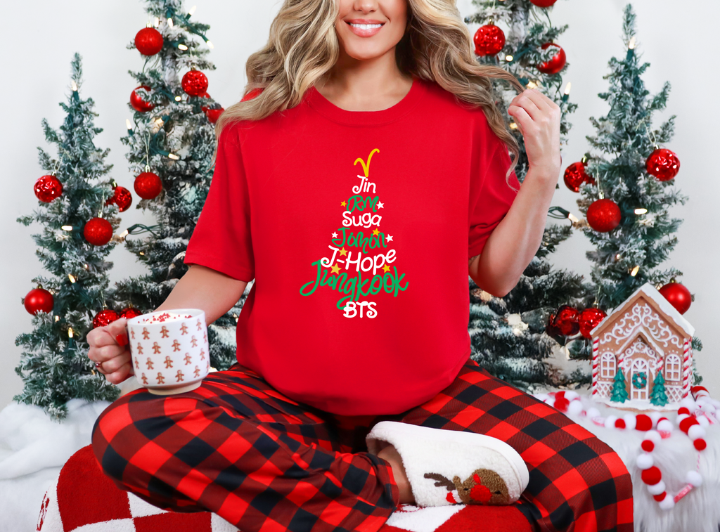 Christmas Tree BTS Names Tee-Shirt
